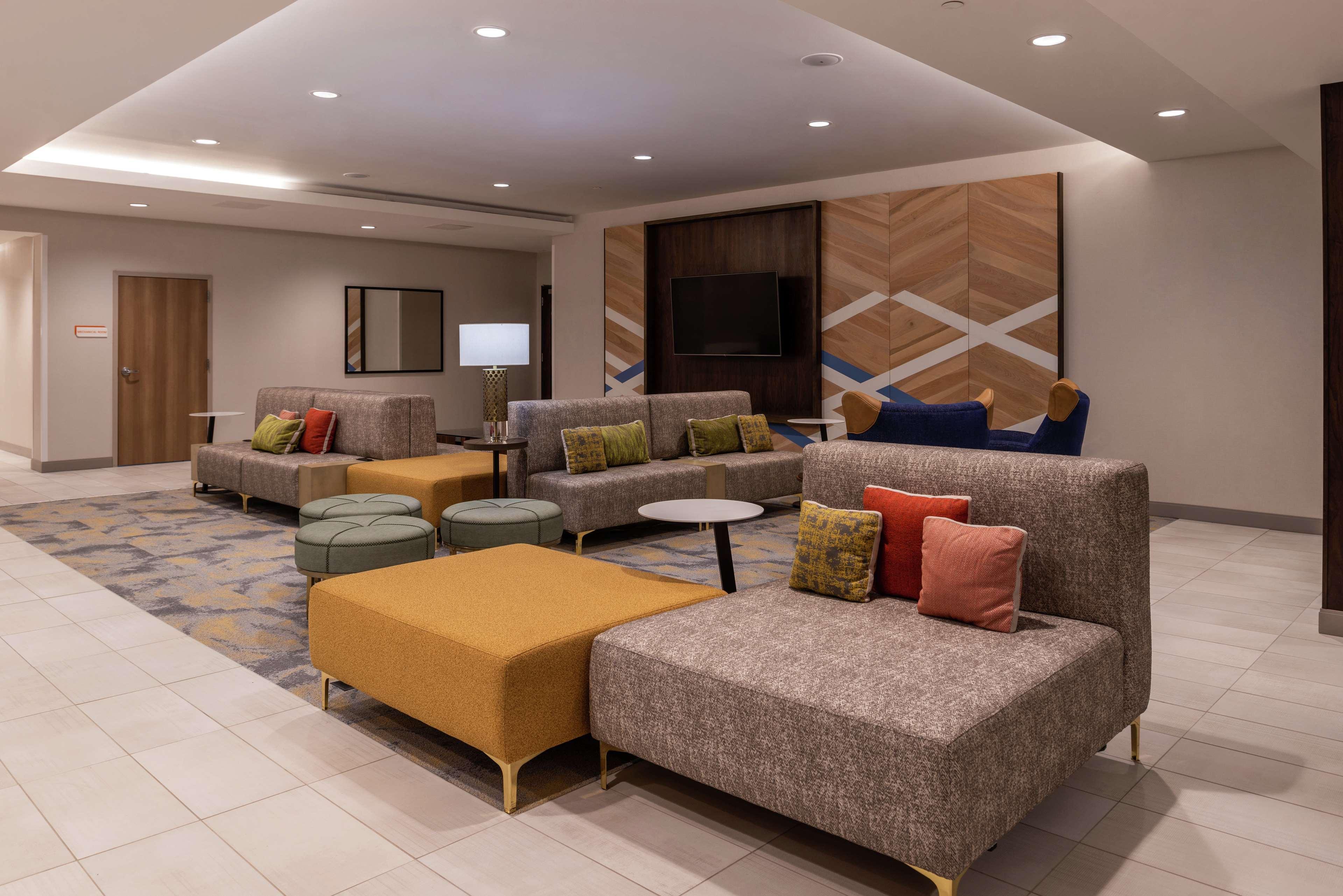 Hilton Garden Inn Kansas City Airport Mo Εξωτερικό φωτογραφία