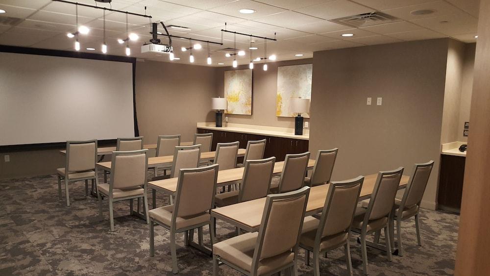 Hilton Garden Inn Kansas City Airport Mo Εξωτερικό φωτογραφία