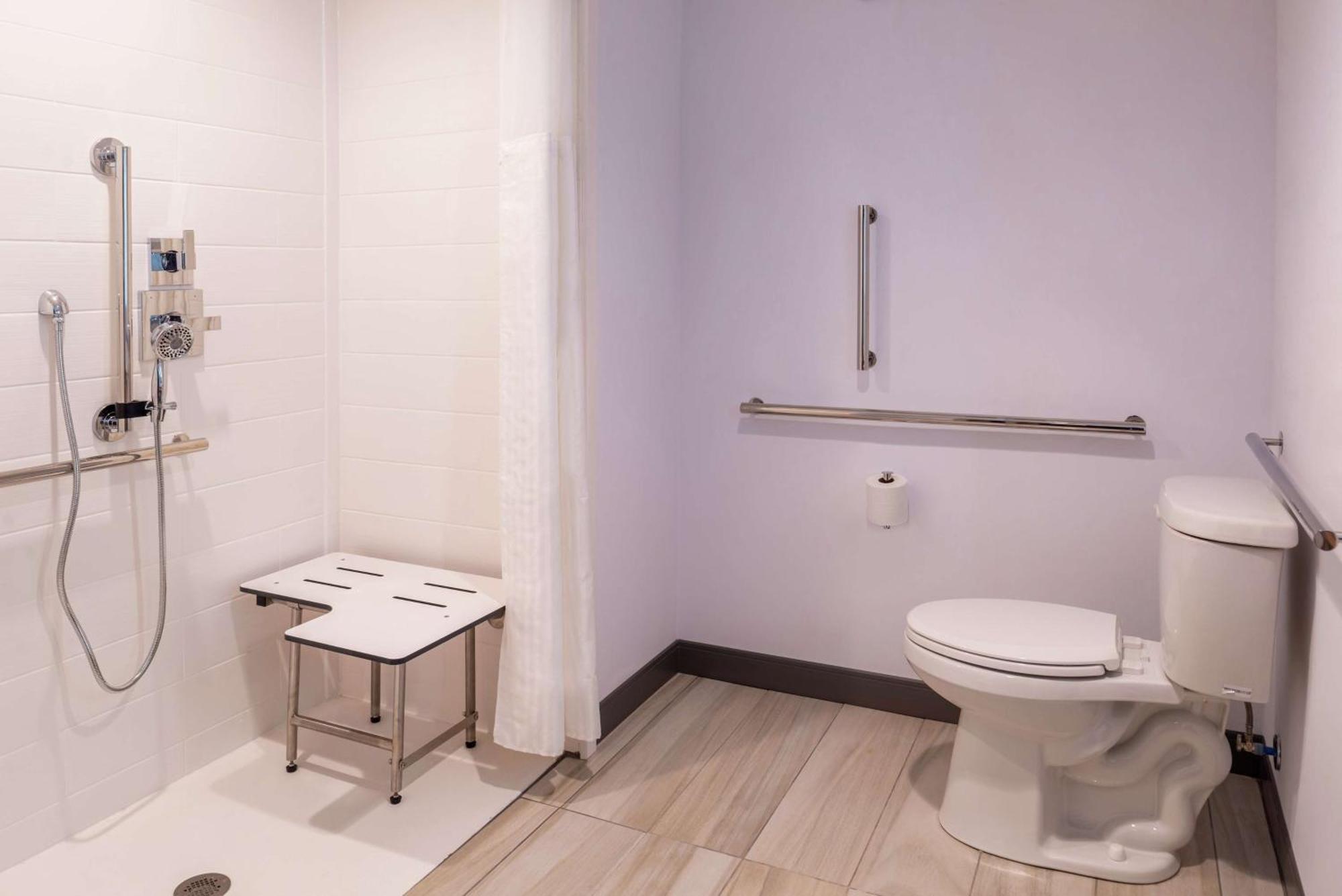 Hilton Garden Inn Kansas City Airport Mo Εξωτερικό φωτογραφία