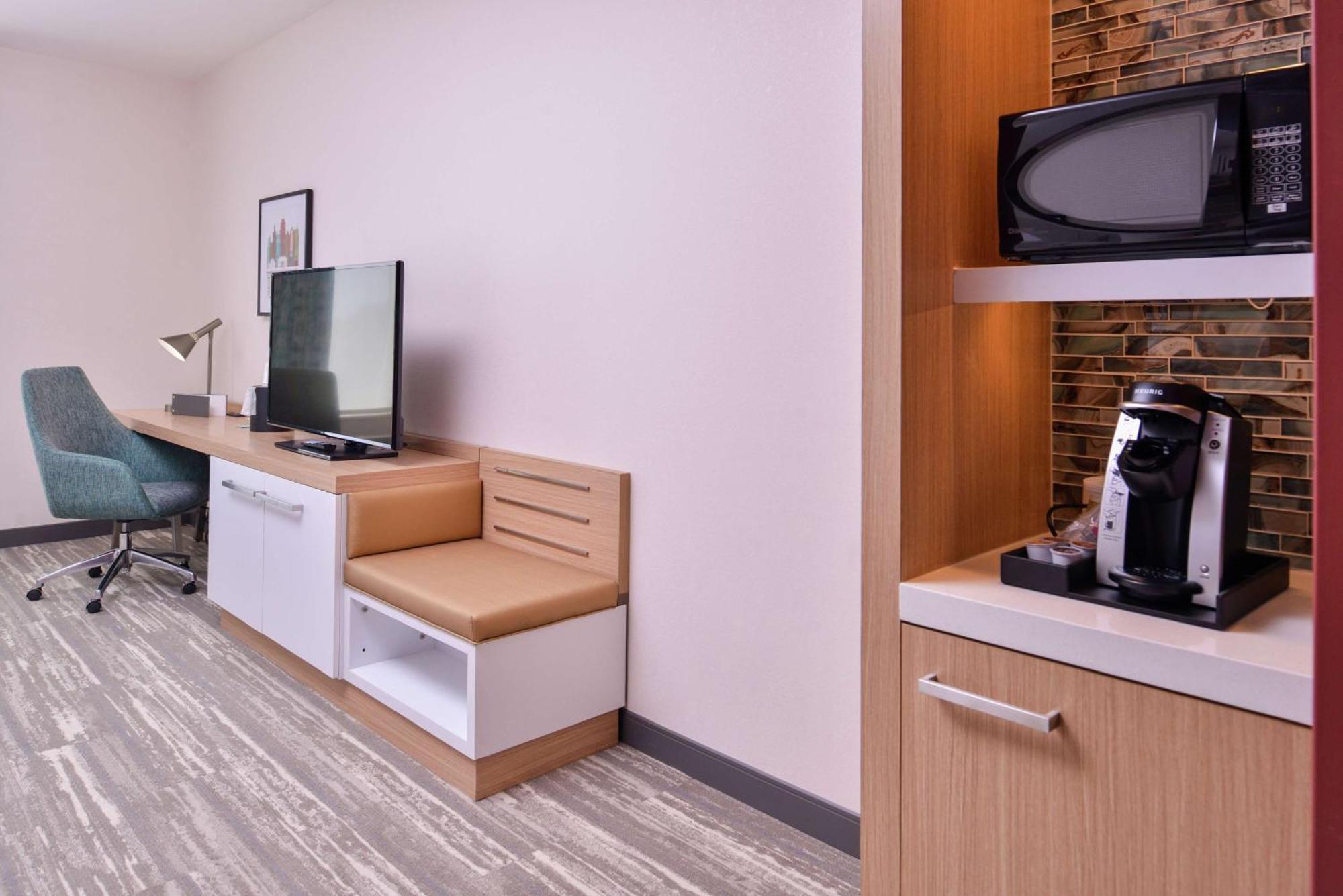 Hilton Garden Inn Kansas City Airport Mo Εξωτερικό φωτογραφία